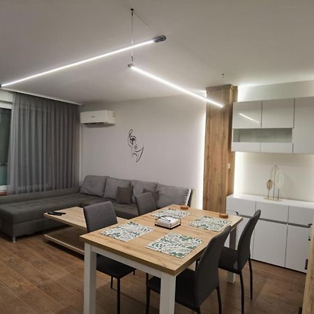 Diana Apartment Русе Экстерьер фото